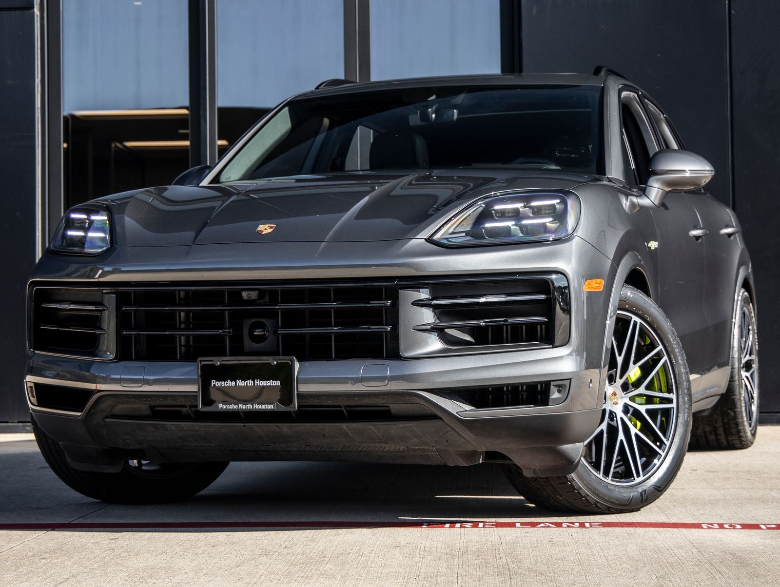2024 Porsche Cayenne E-Hybrid Base