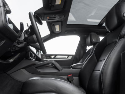 2024 Porsche Cayenne E-Hybrid Base