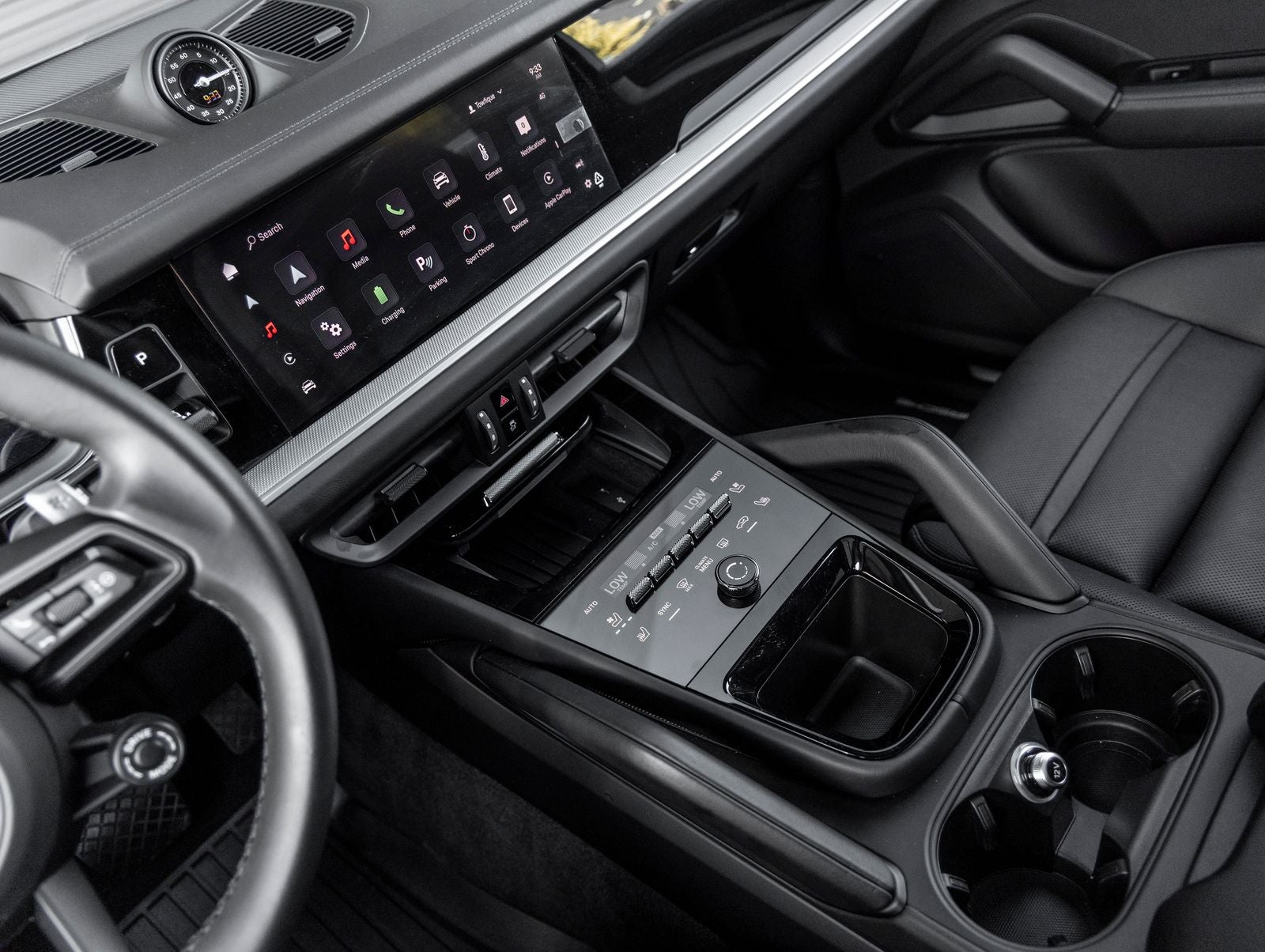 2024 Porsche Cayenne E-Hybrid Base