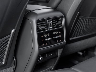 2024 Porsche Cayenne E-Hybrid Base