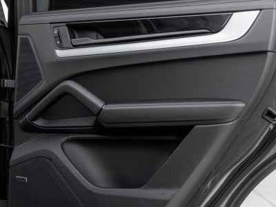 2024 Porsche Cayenne E-Hybrid Base