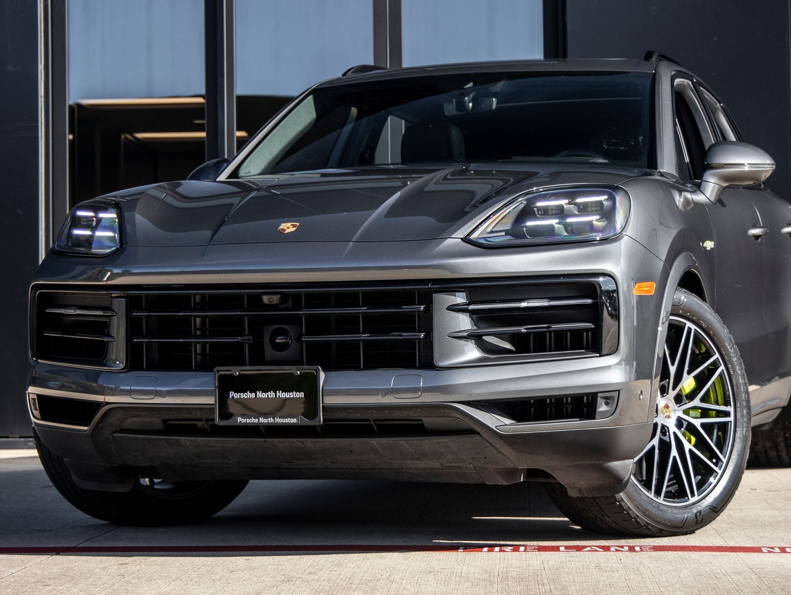 2024 Porsche Cayenne E-Hybrid Base