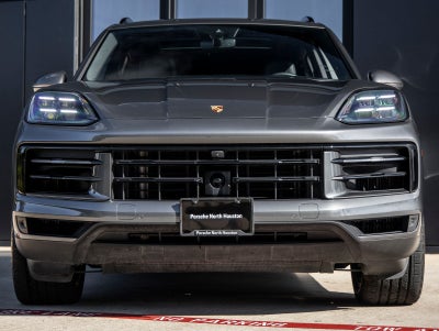 2024 Porsche Cayenne E-Hybrid Base