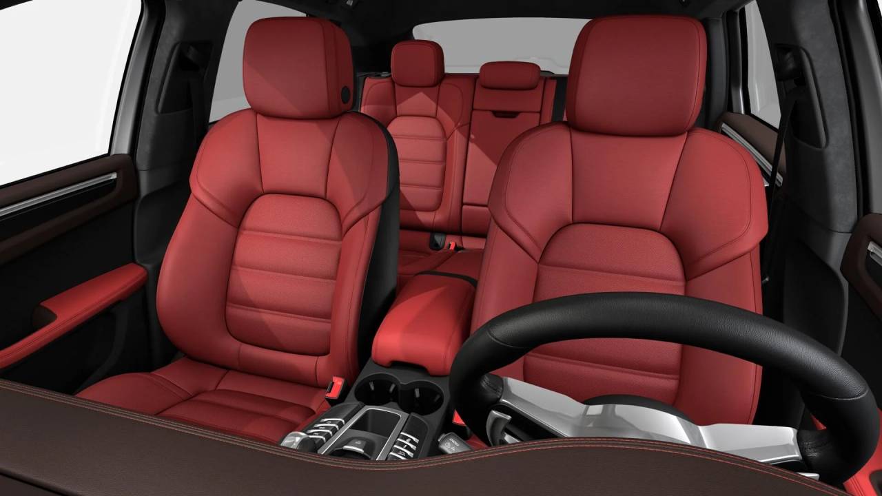 2017 Porsche Macan Turbo w/ Performance Package