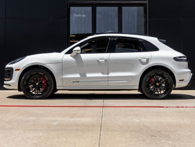 2022 Porsche Macan GTS