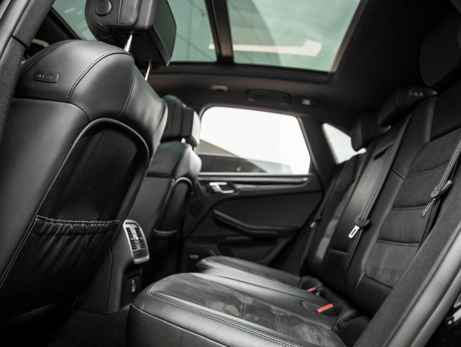 2023 Porsche Macan GTS