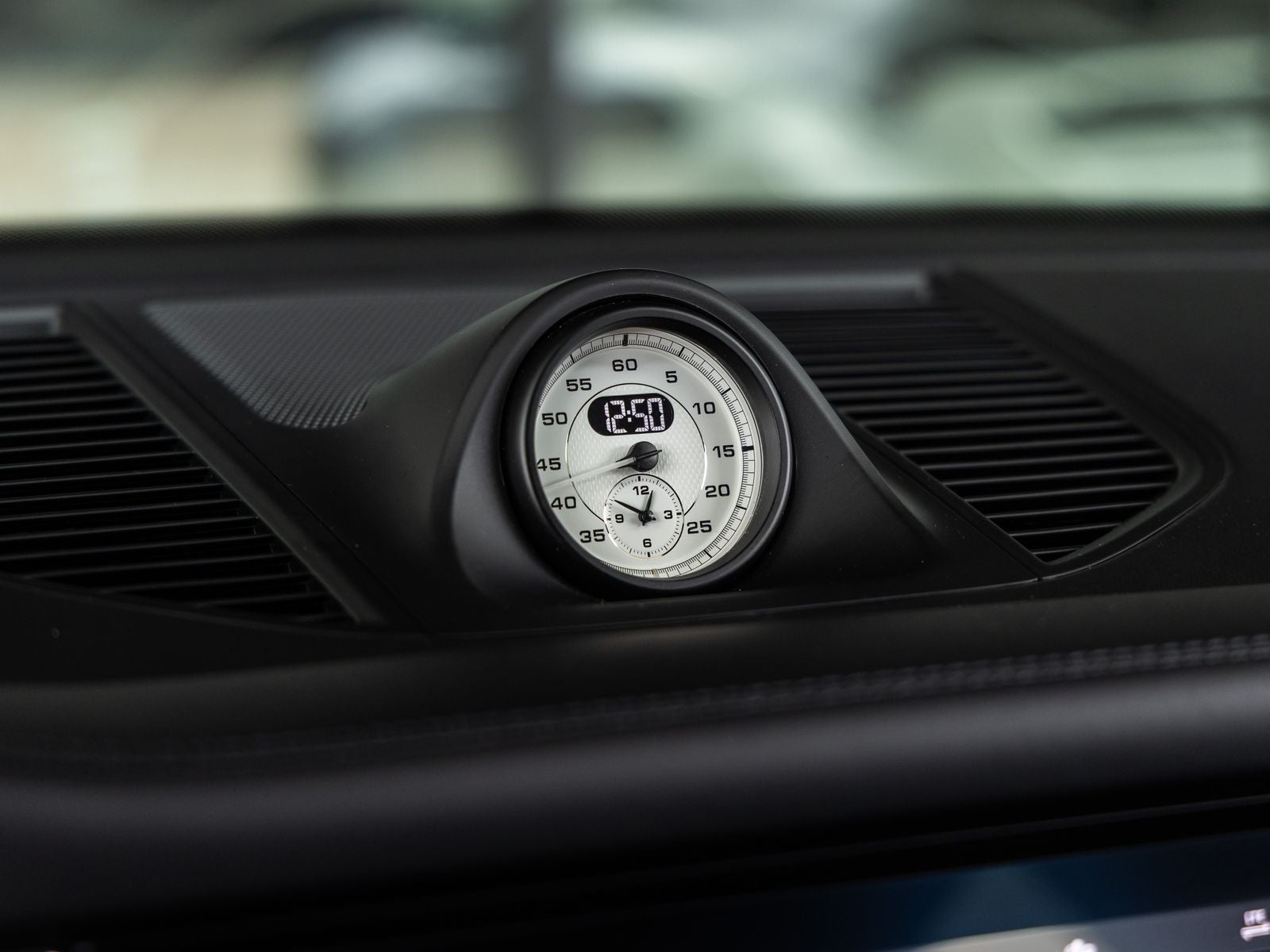 2024 Porsche Macan GTS