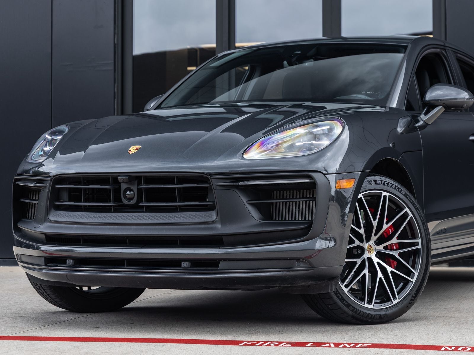 2024 Porsche Macan GTS