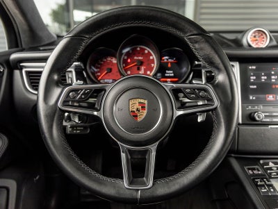 2017 Porsche Macan Turbo
