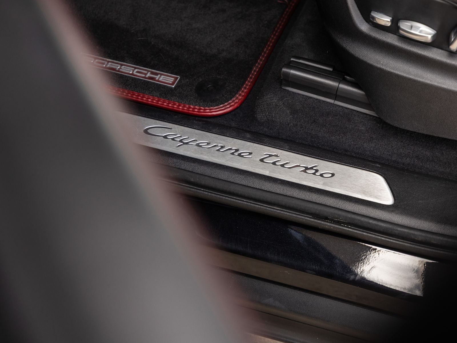 2020 Porsche Cayenne Turbo