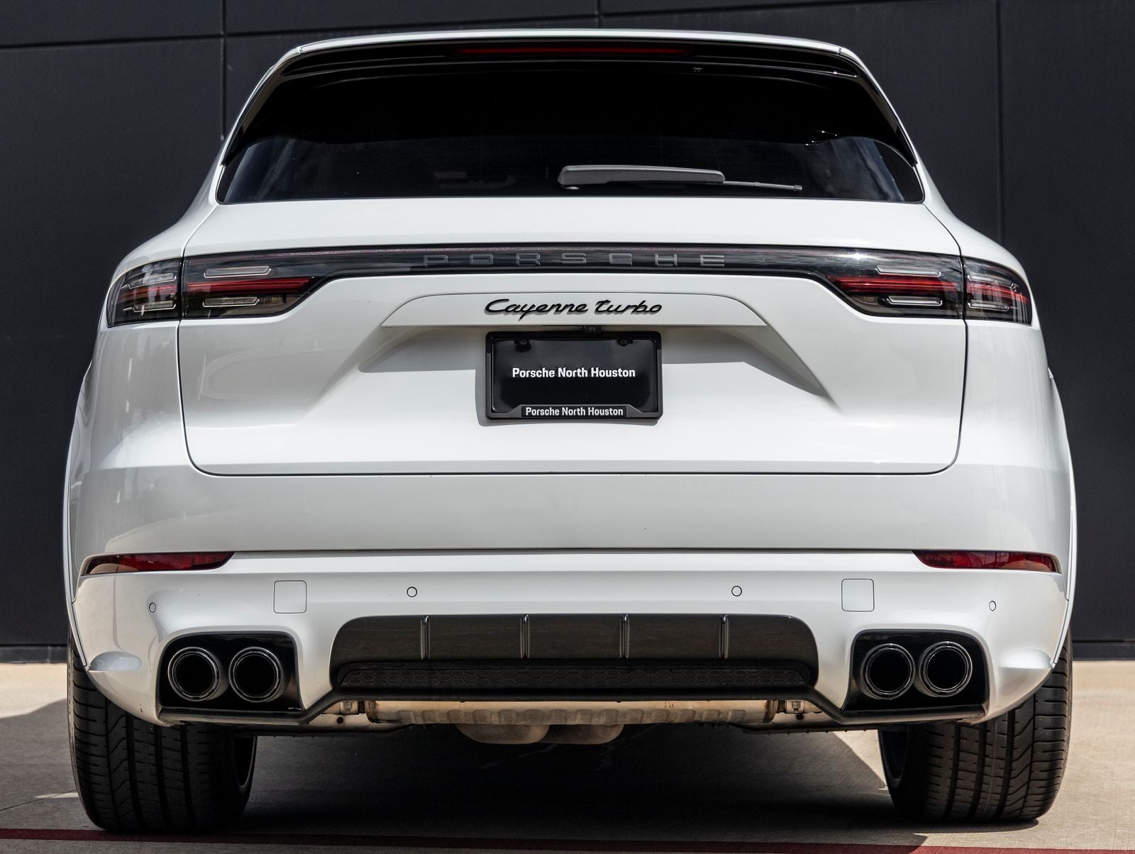 2023 Porsche Cayenne Turbo