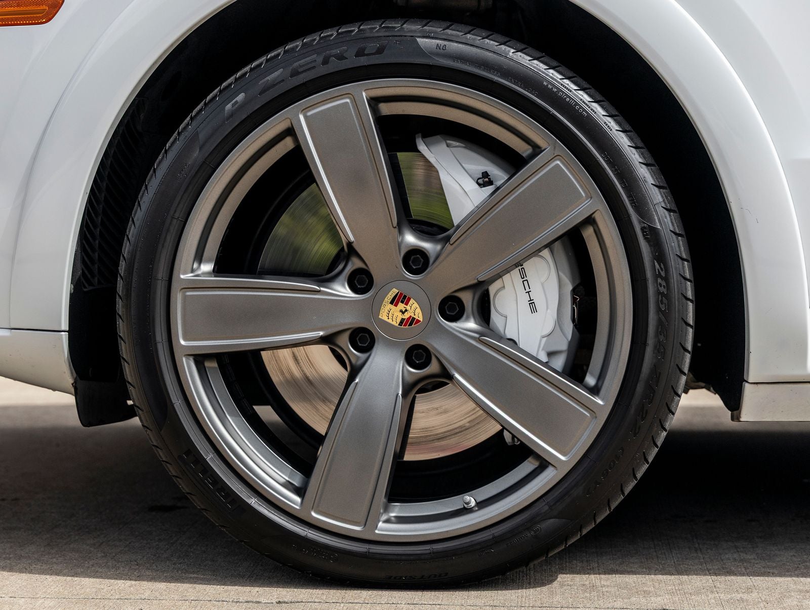 2023 Porsche Cayenne Turbo