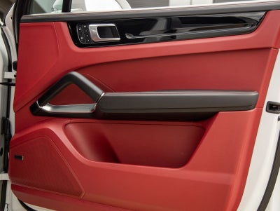 2023 Porsche Cayenne Turbo