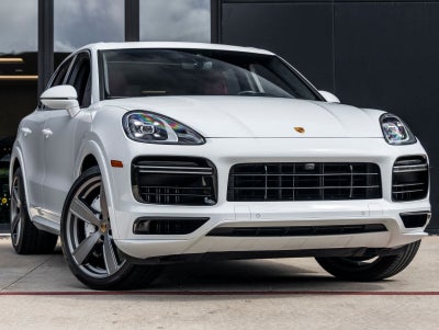2023 Porsche Cayenne Turbo