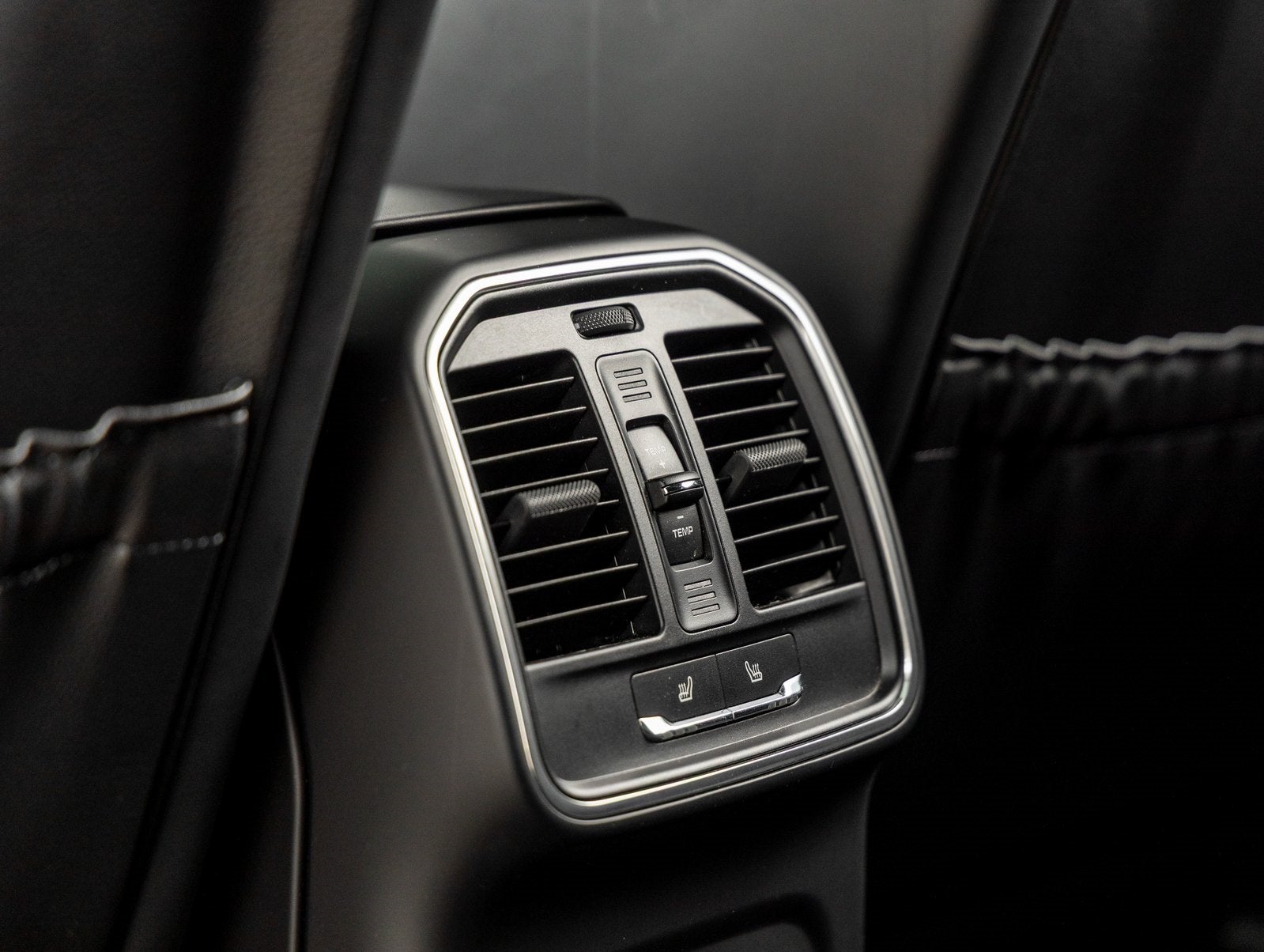 2024 Porsche Macan Macan S (MY24)