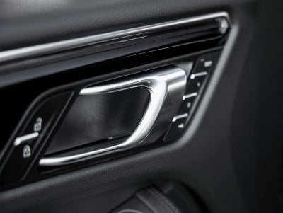 2026 Porsche Macan Macan S