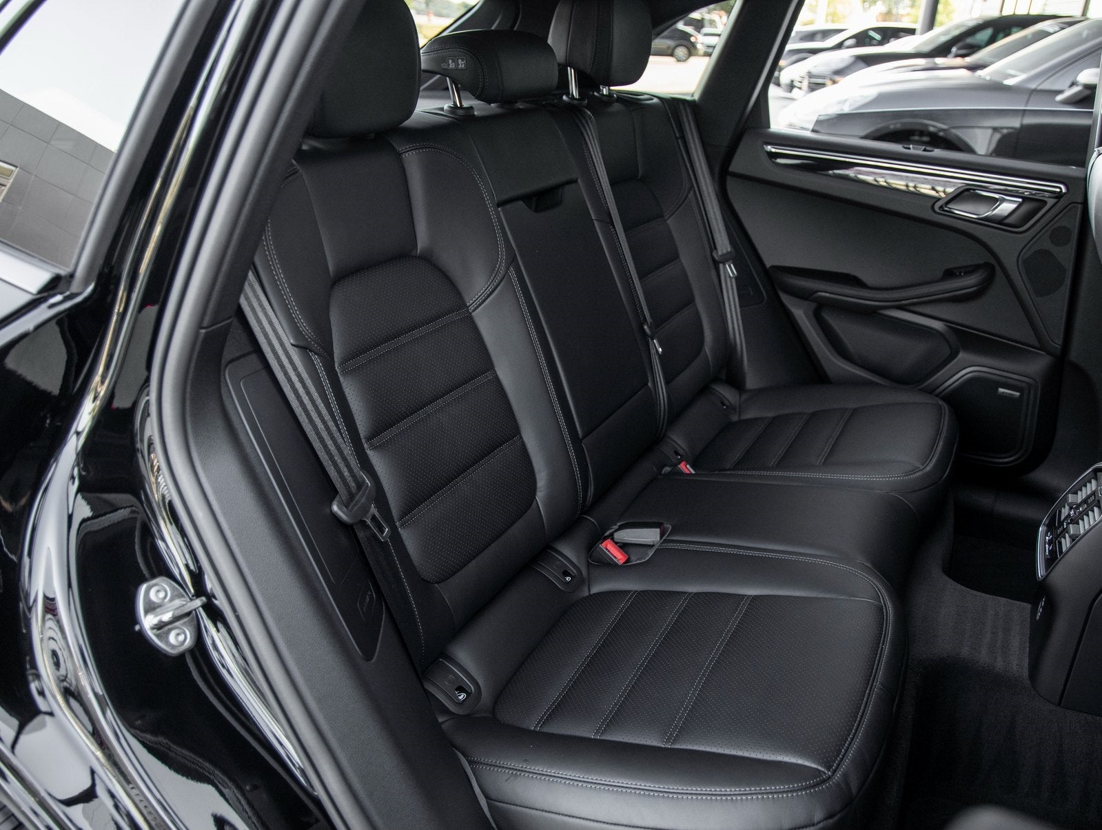 2026 Porsche Macan Macan S