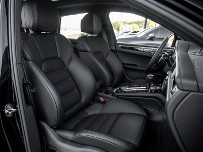 2026 Porsche Macan Macan S