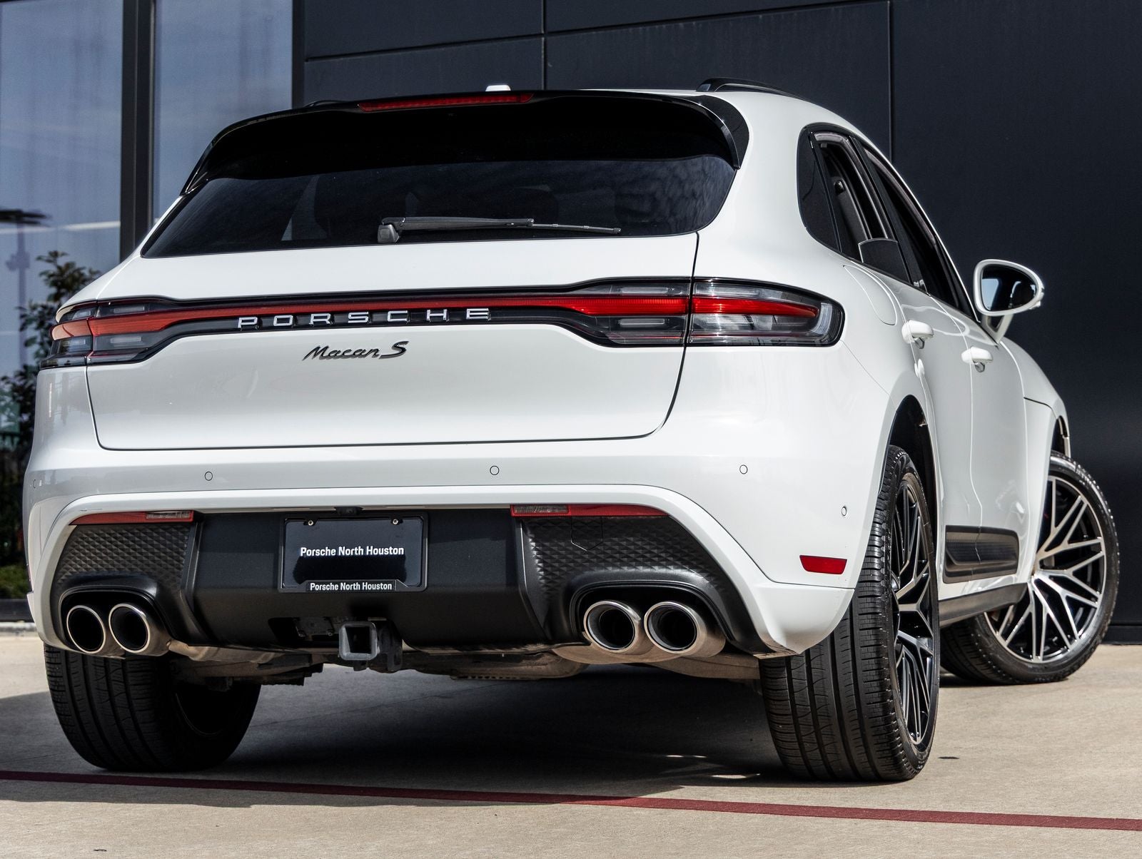 2023 Porsche Macan S