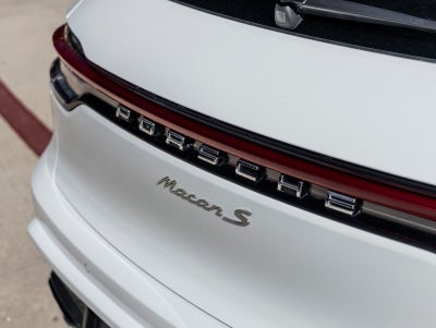 2023 Porsche Macan S