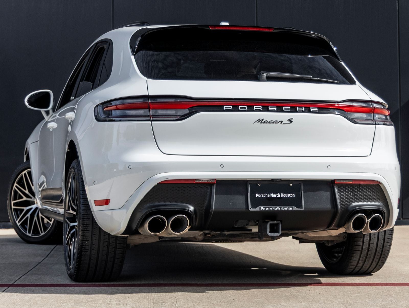 2023 Porsche Macan S
