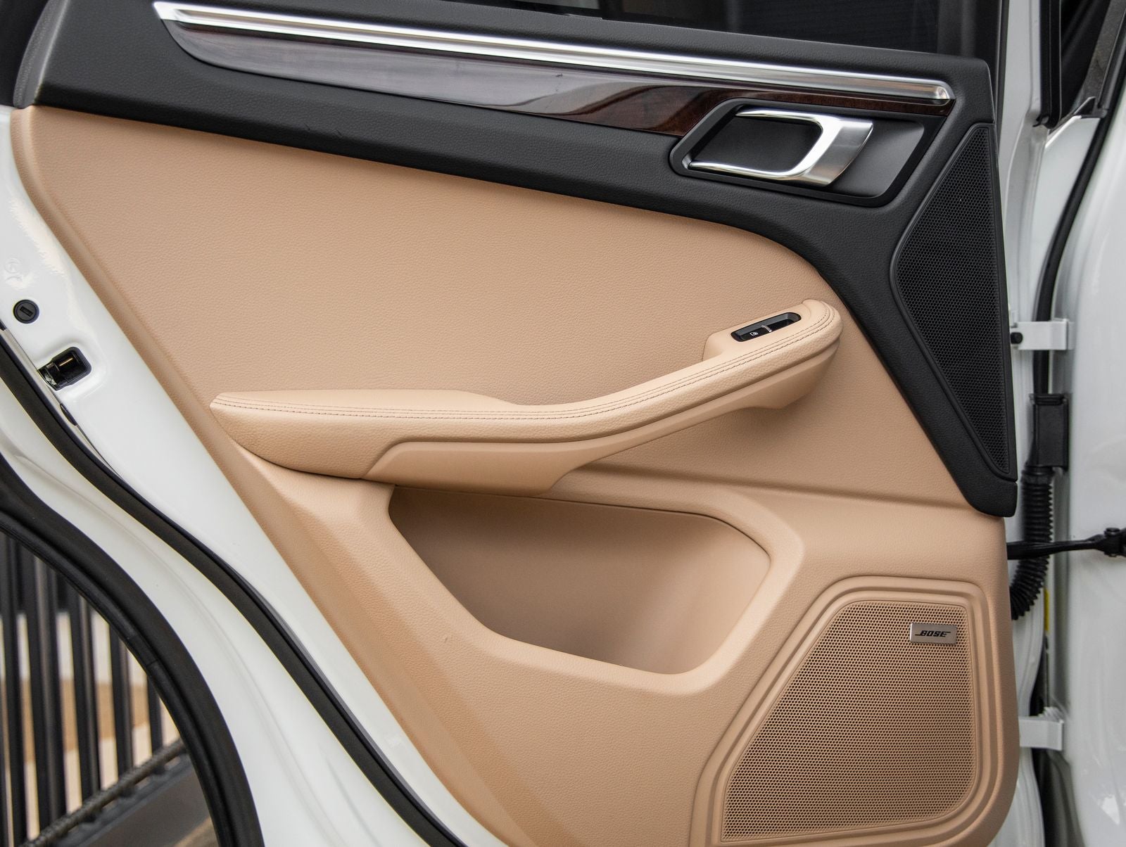 2023 Porsche Macan S