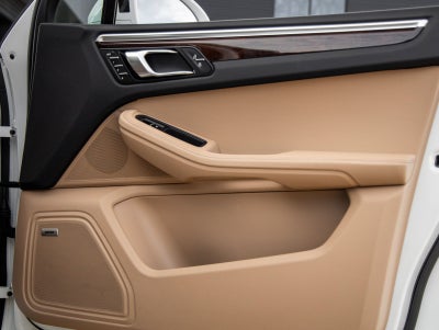 2023 Porsche Macan S