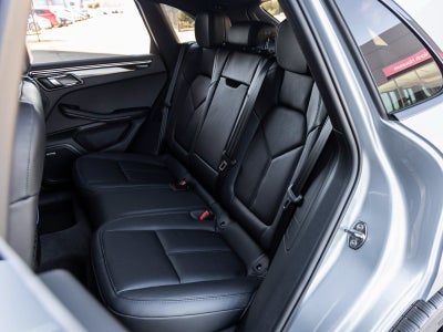 2025 Porsche Macan S