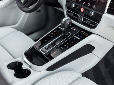 2026 Porsche Macan Macan S