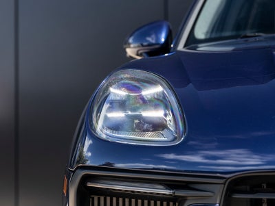 2023 Porsche Macan Macan S (MY23)