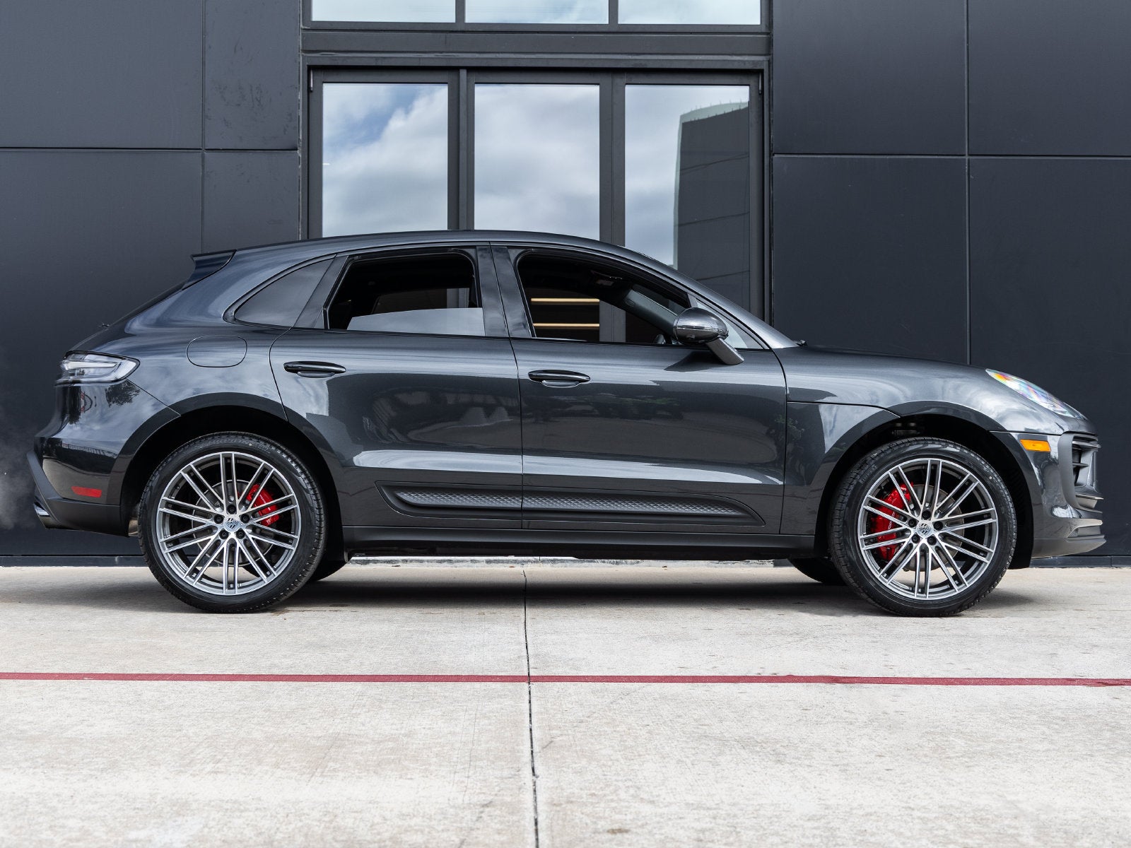 2026 Porsche Macan Macan S