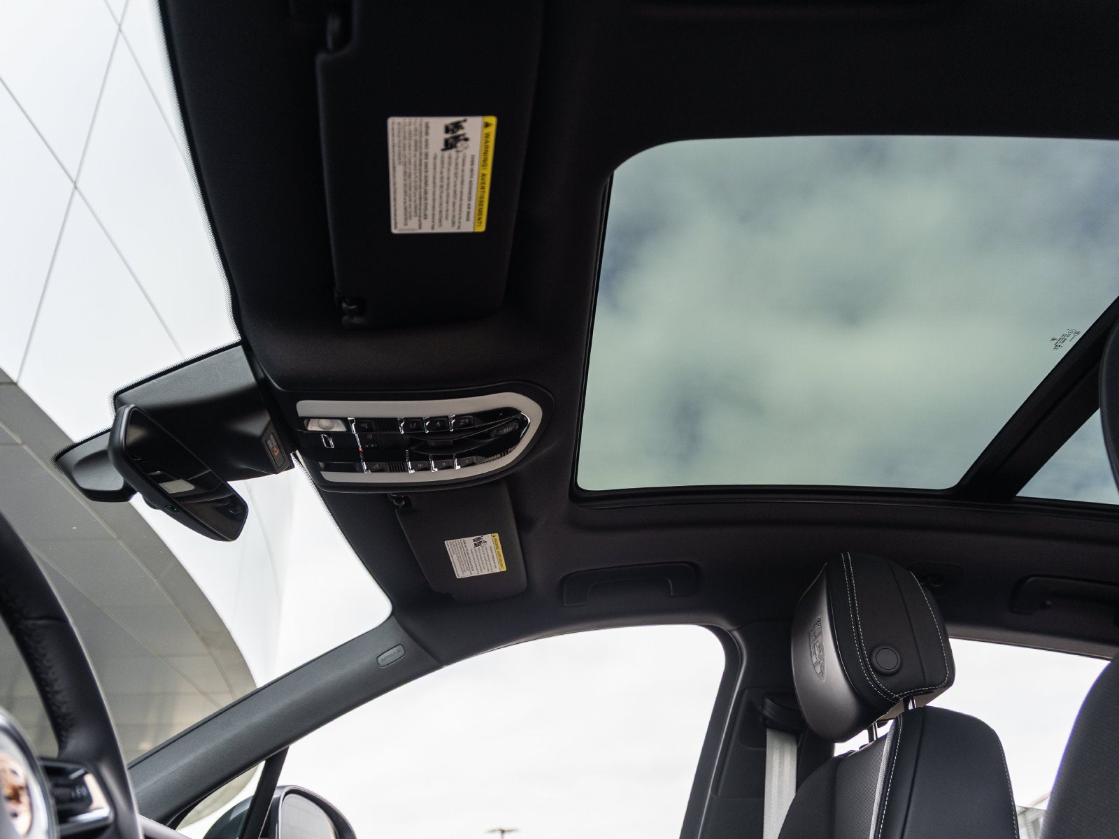 2026 Porsche Macan Macan S