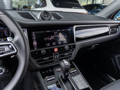 2026 Porsche Macan Macan S