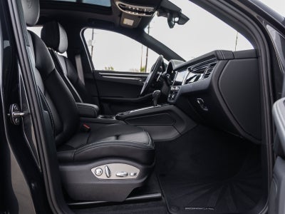 2026 Porsche Macan Macan S