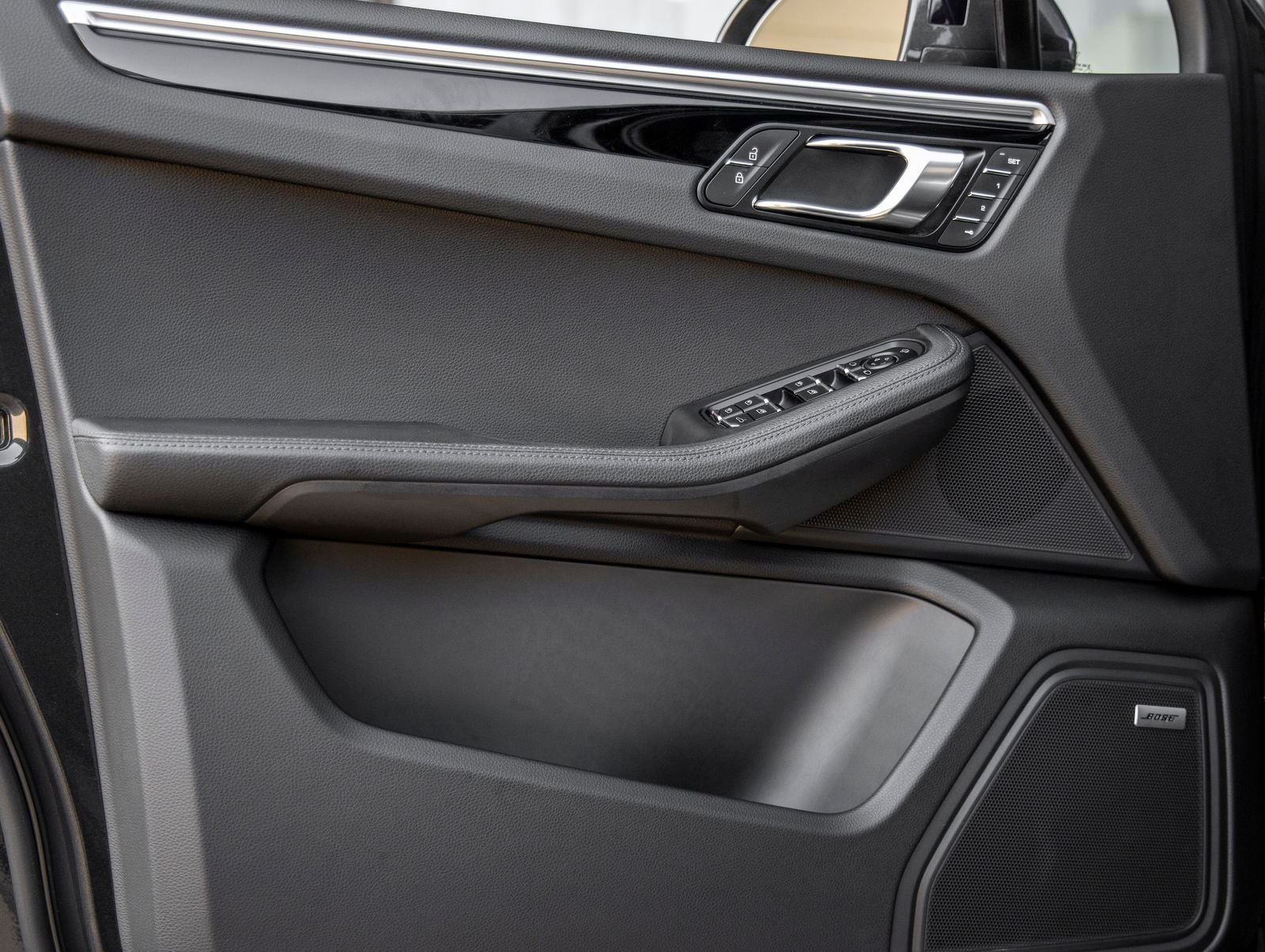 2024 Porsche Macan Macan S (MY24)