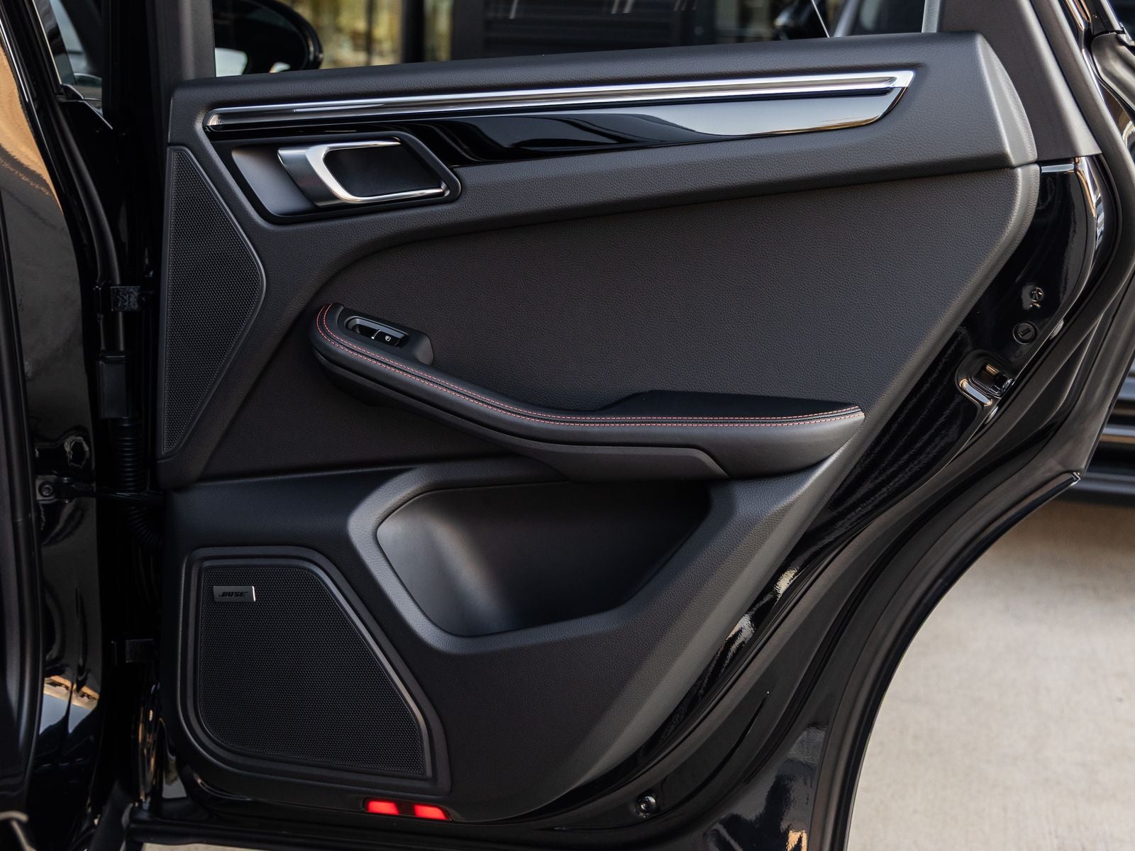 2026 Porsche Macan Macan S