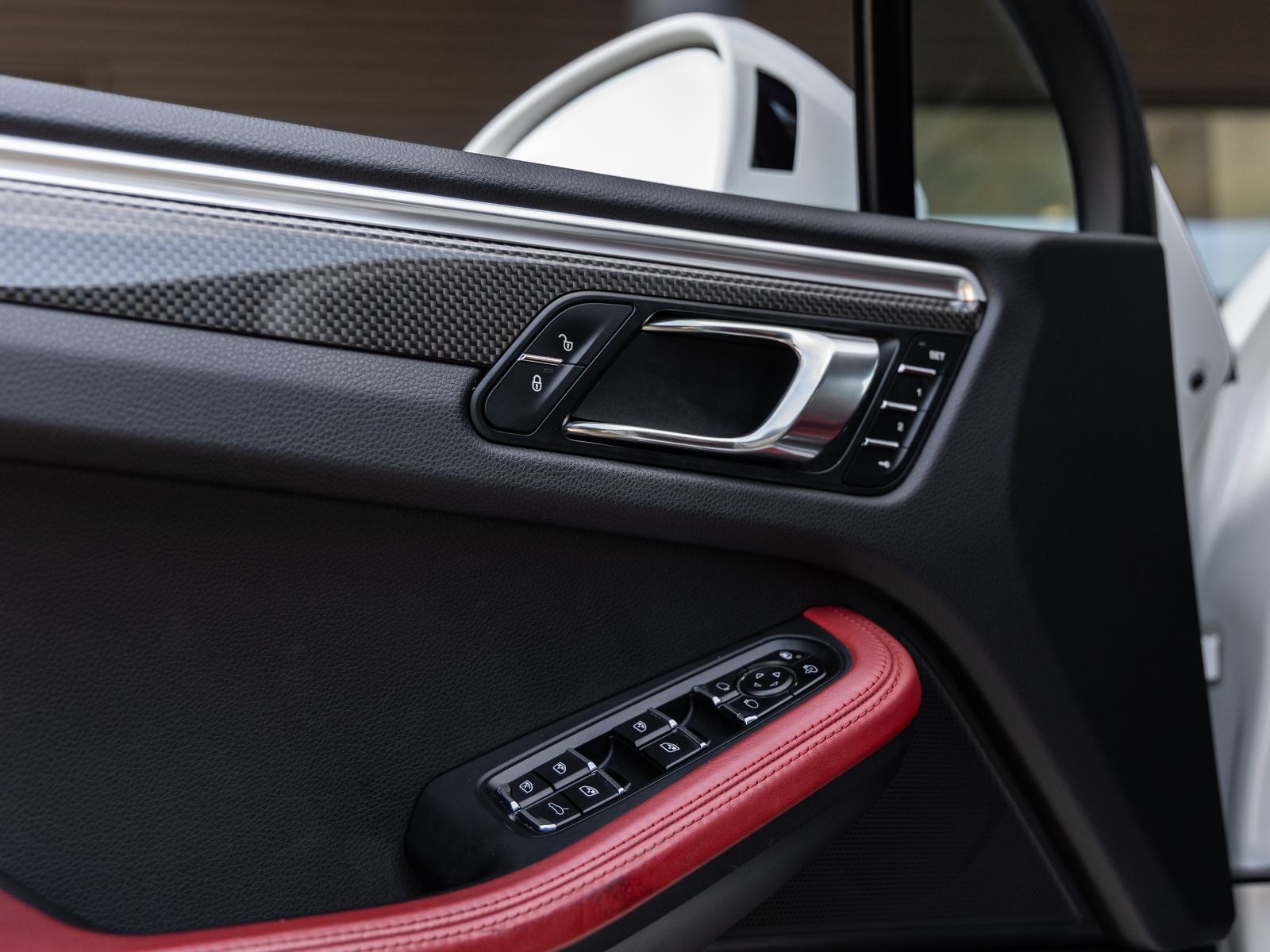 2017 Porsche Macan Macan GTS