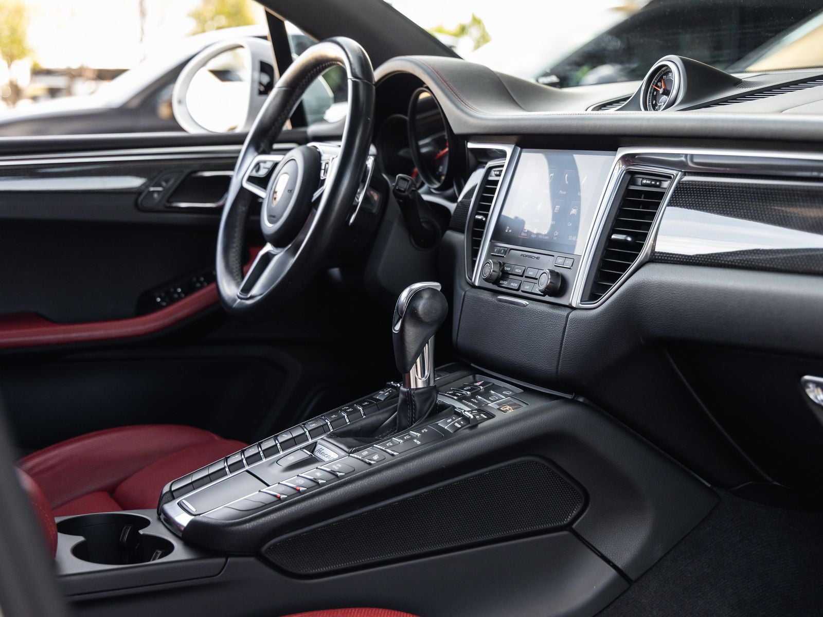 2017 Porsche Macan Macan GTS