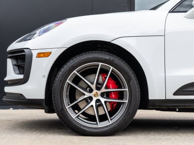 2022 Porsche Macan S