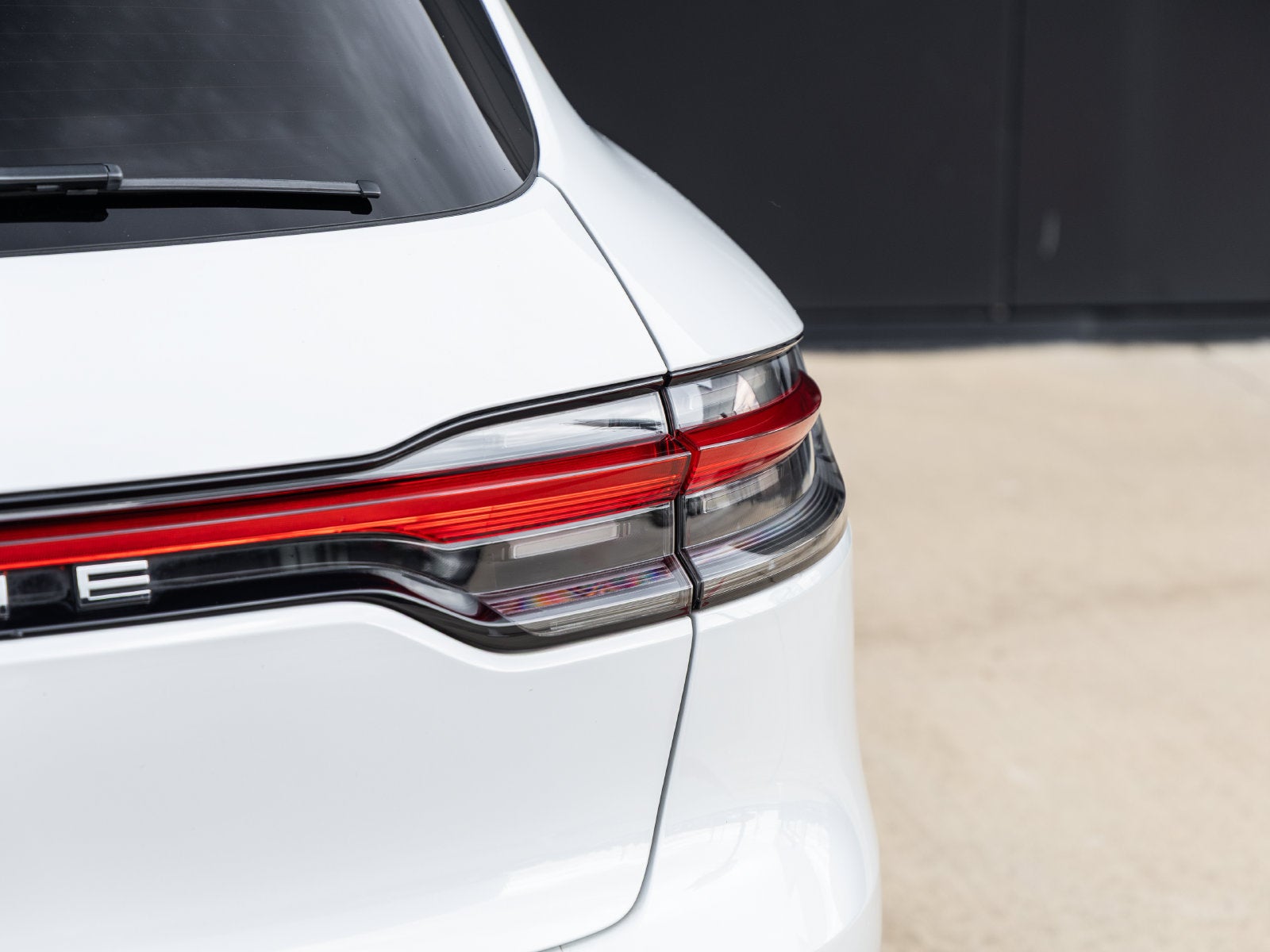 2022 Porsche Macan S
