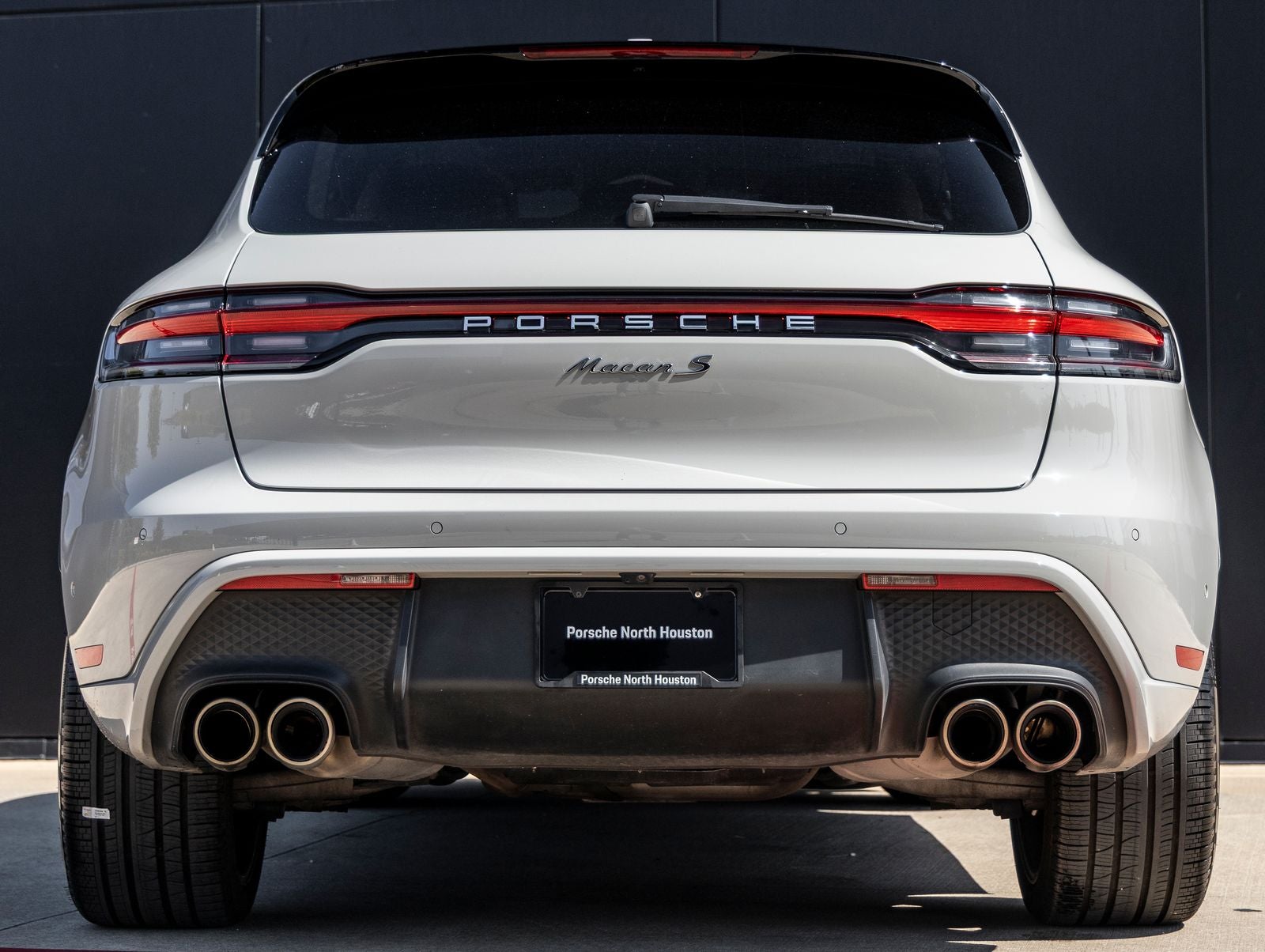 2022 Porsche Macan S