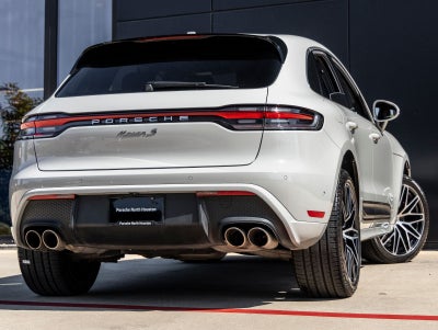 2022 Porsche Macan S