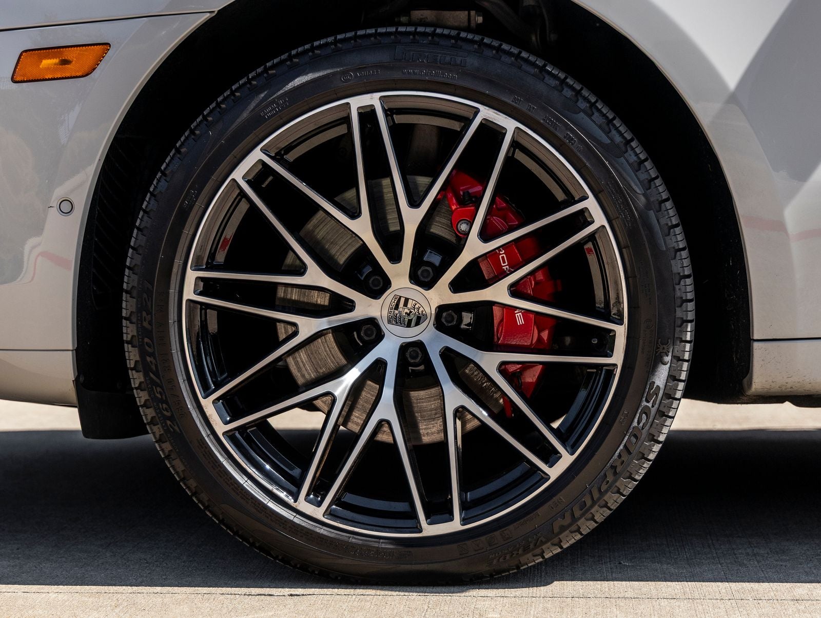 2022 Porsche Macan S