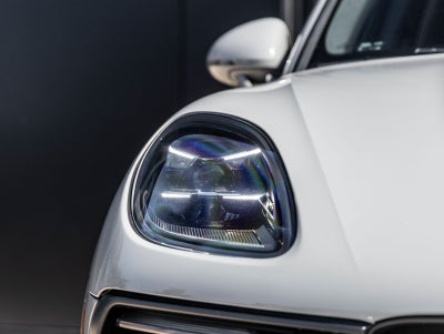 2022 Porsche Macan S