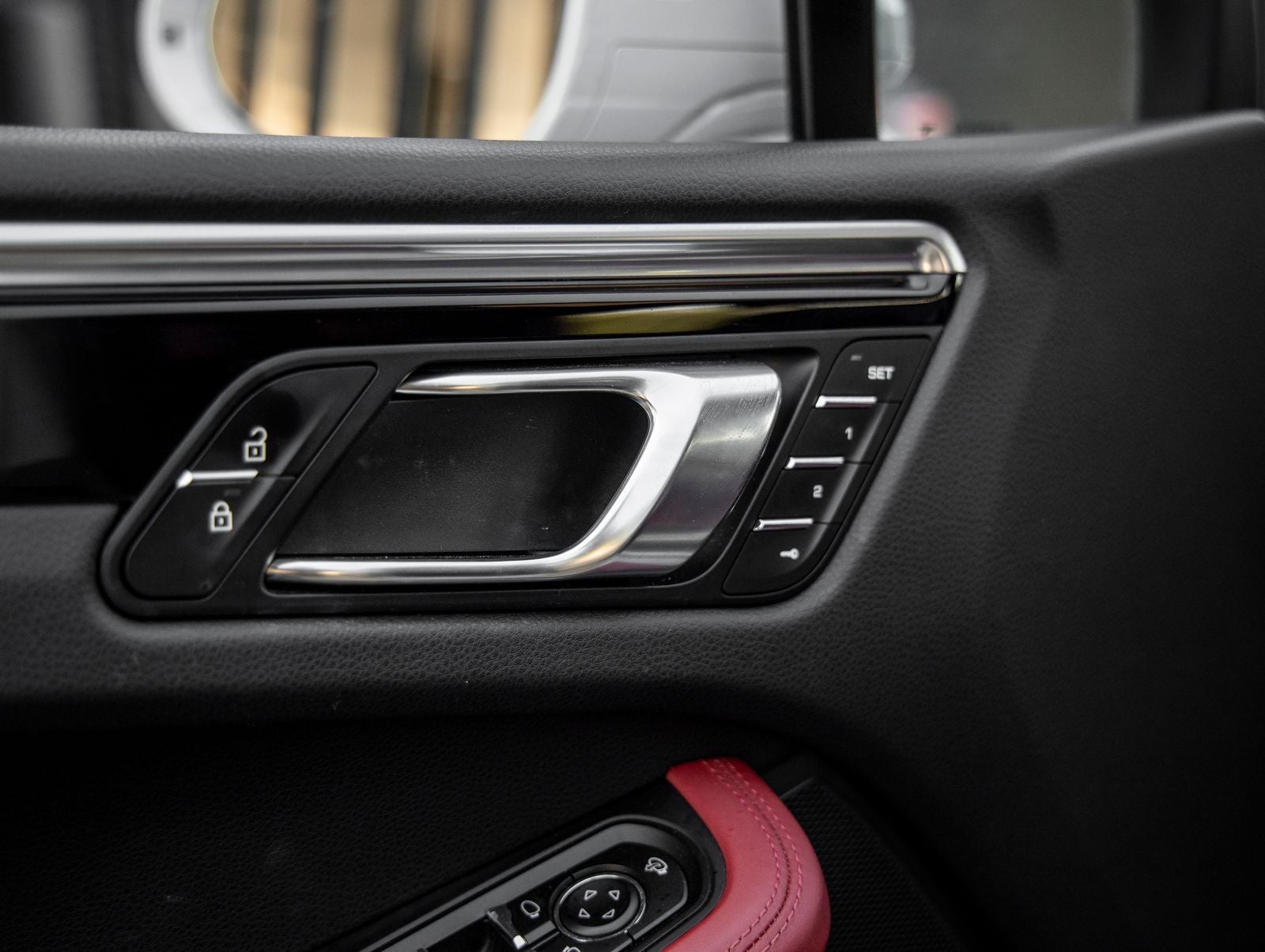 2022 Porsche Macan S