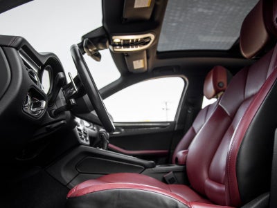 2022 Porsche Macan S