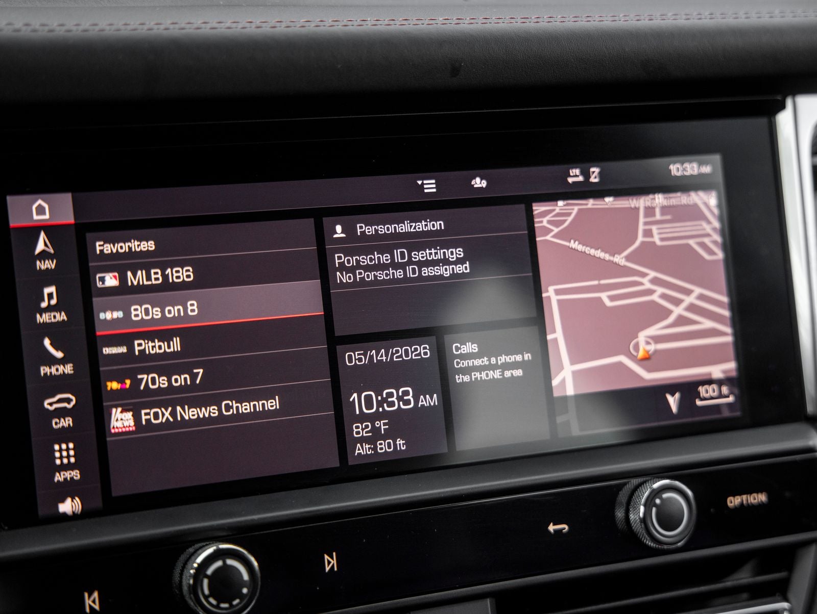 2022 Porsche Macan S