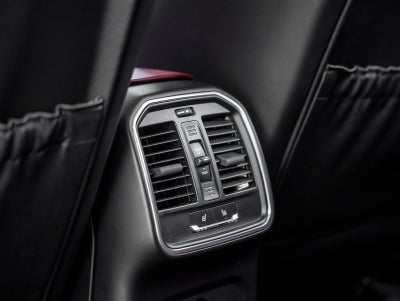 2022 Porsche Macan S
