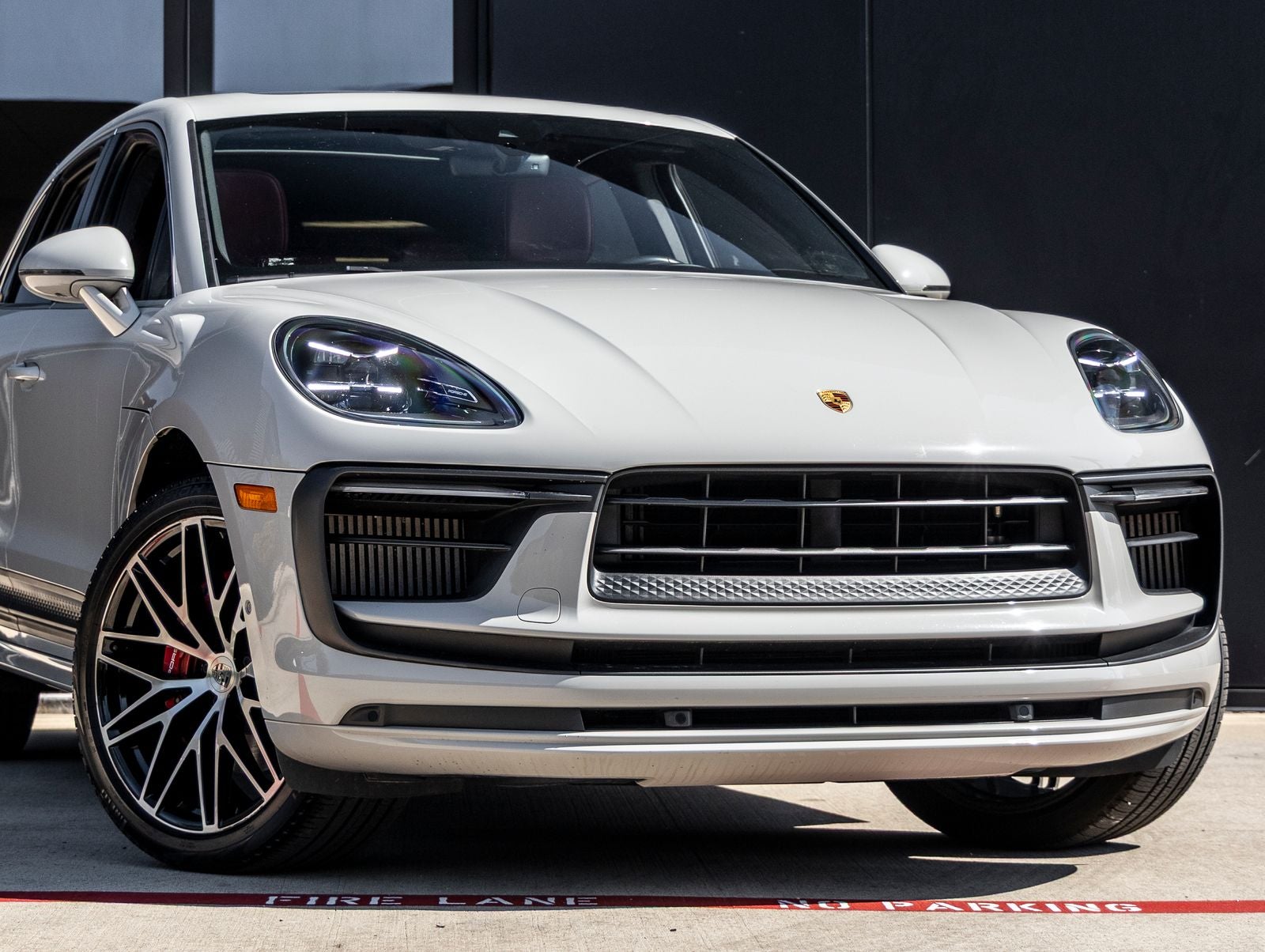 2022 Porsche Macan S