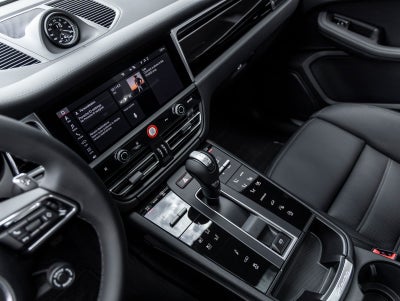 2026 Porsche Macan Macan S